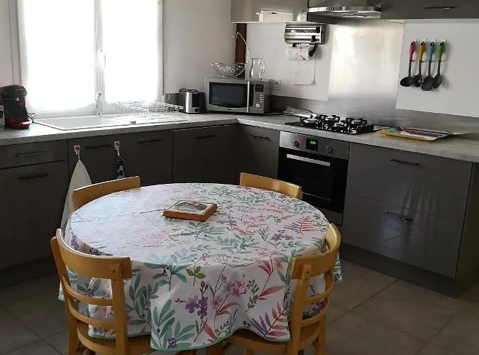 Maisonnette Renovee Lejlighed